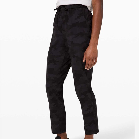 Lululemon High Rise Stretch 7/8 Pant - Picture 1 of 7